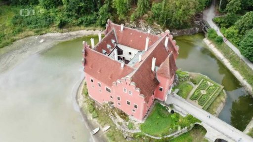 Zámek Červená Lhota