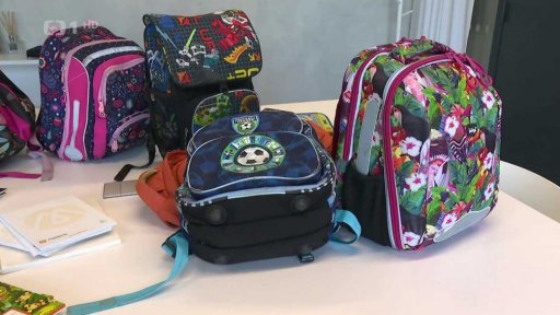 Pomoc s výbavou pro školáky