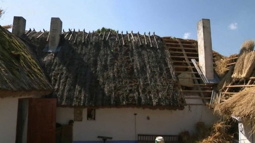 Výměna doškové střechy