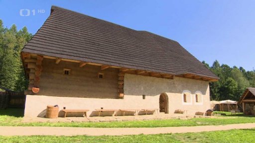 Stavba skanzenu v Trocnově