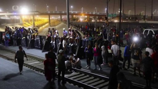 Migranti na mexicko-americké hranici