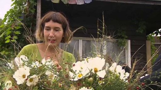 Samoobslužný prodej květin v kvítkomatu