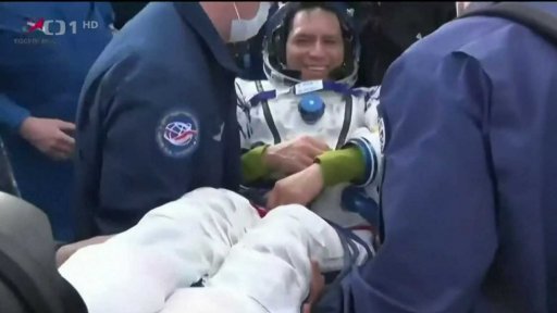 Návrat ruských kosmonautů z ISS