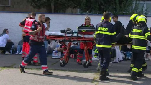 Případ hromadné nevolnosti studentů v plzeňské škole