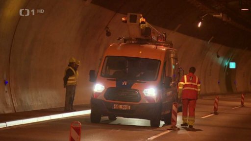 Trénink na požár v dálničním tunelu