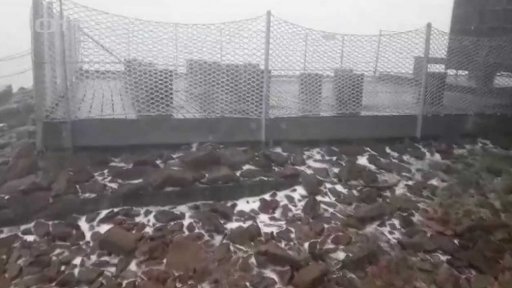 První sníh na Sněžce