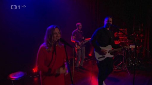 Aneta Langerová zpívá s Korben Dallas