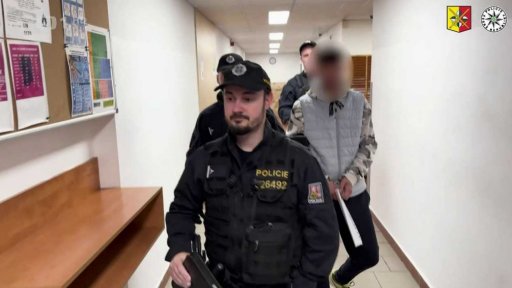 Muž chtěl oloupit vlastní babičku