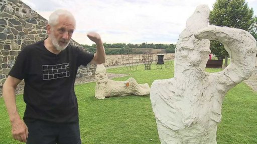 Festival Sculpture line