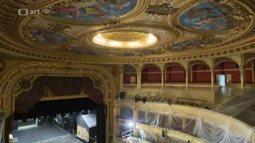 Letní opravy divadel