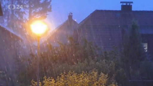 Extrémní bouřky či deště během léta