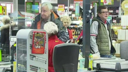 Lidé mění nákupní zvyky. Co zabrání obchodníkům v dalším zdražování?