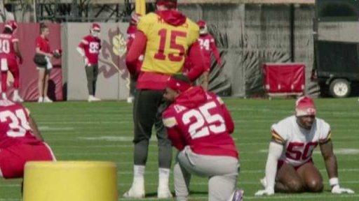 Blíží se americký Super Bowl + rozhovor s J. Kalembou