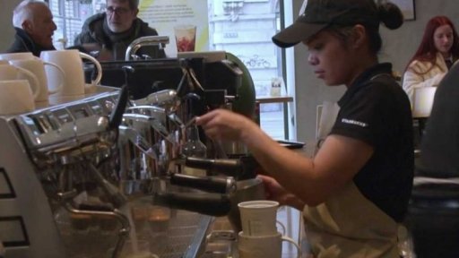 Sklizeň kávy v Ghaně