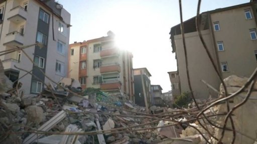 Následky zemětřesení: katastrofa pokračuje + rozhovor s P. Štefanem