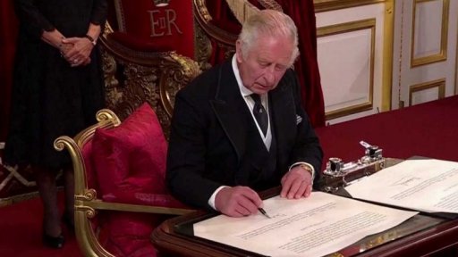 Spojené království: přípravy na korunovaci