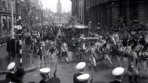 Korunovace tenkrát a teď