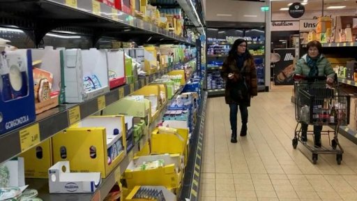 Koruna je k euru nejsilnější za více než 14 let