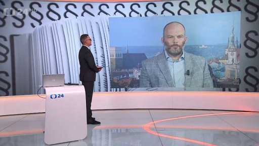 Je složení ústavního soudu dostatečně pestré?