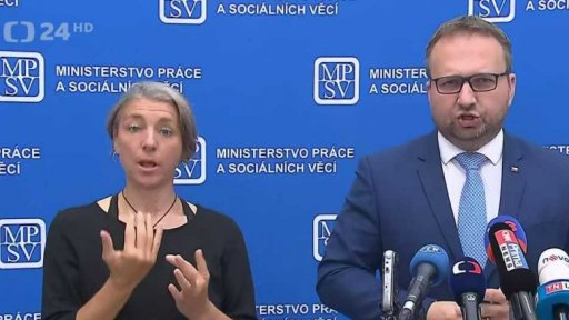 Důchody v lednu porostou o 360 korun