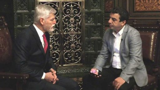 Fake news: dezinformace, které se šíří kolem nového prezidenta