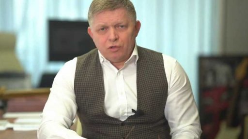 Robert Fico nadává žurnalistům a nahrává je