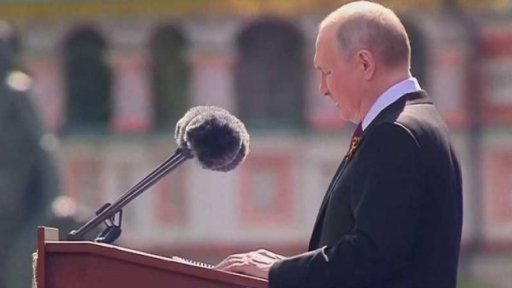 Proslovy Putina – mají je média vysílat?