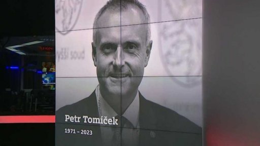 Zemřel Petr Tomíček