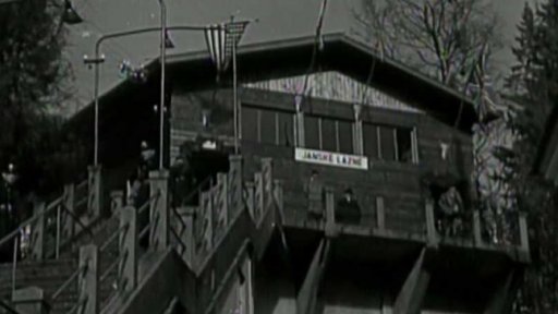 Lanová dráha z Janských Lázní na Černou horu dána do provozu (1945)