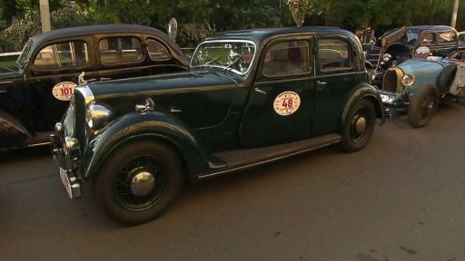 1000 mil československých