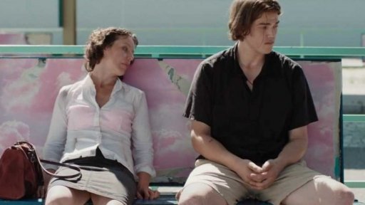 Oceněný film z Varů Brutální vedro právě v kinech