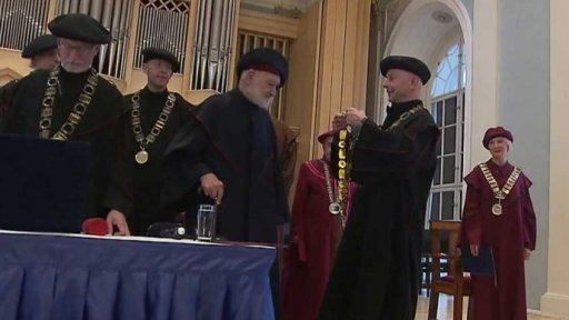 Béla Tarr převzal čestný doktorát