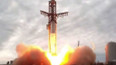 Nejsilnější raketa historie poprvé zažehla motory