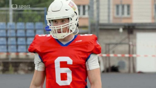 Po roce na značkách