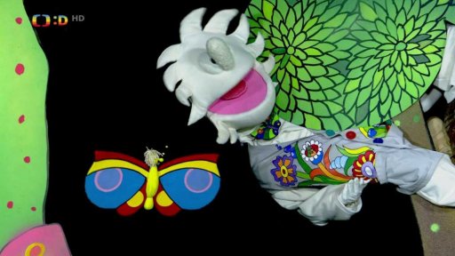 Otylka zachraňuje situaci s ledním medvědem.