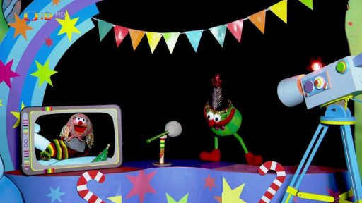 Muf a jeho silvestrovské Mufóry s písničkou o sněhulácké babičce.