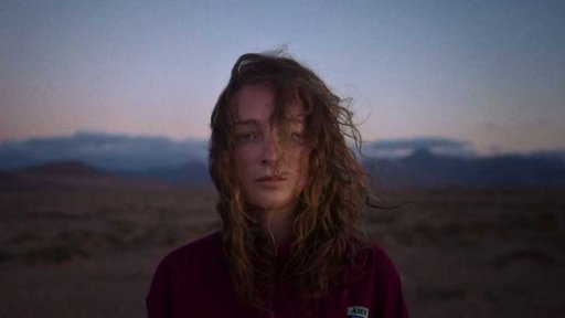 Planeťácká reportáž: Zpěvačka, herečka, akordeonistka, cirkusačka a tanečnice Rozálie Havelková,