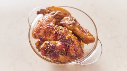 Kuřecí křídla Buffalo s BBQ omáčkou