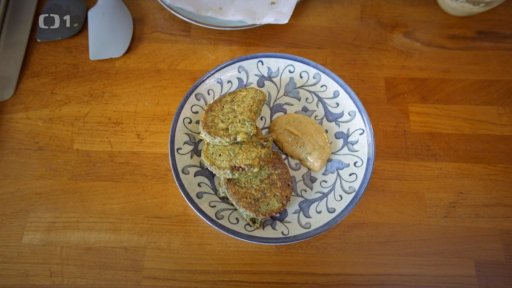 Špenátové lívance s jahelnou majonézou