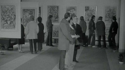 Výstava obrazů na sídlišti v Krči