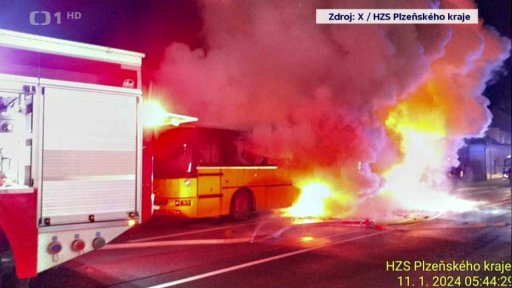 Na Plzeňsku shořel autobus