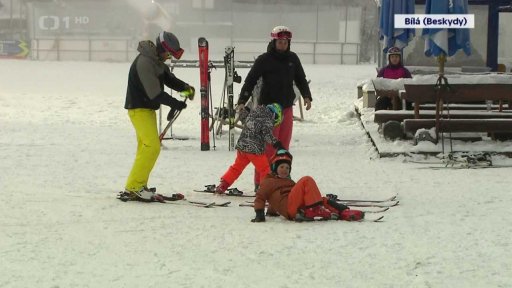 Mrazivé počasí přeje lyžařům