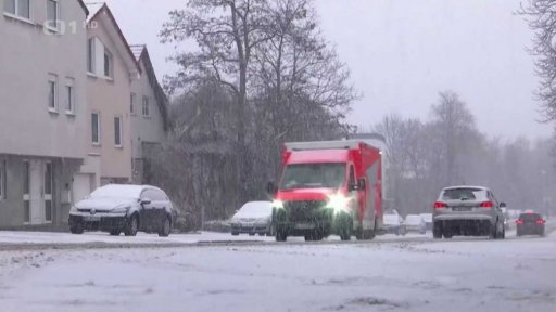 Komplikace kvůli ledovce v Německu