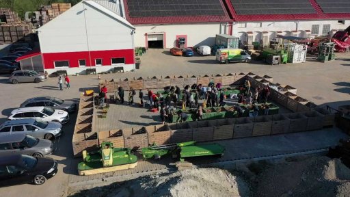 Sázení brambor a cibule