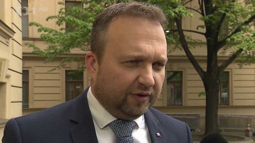 Jednání tripartity