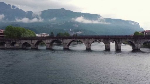 Zkoumání obrazu Mony Lisy