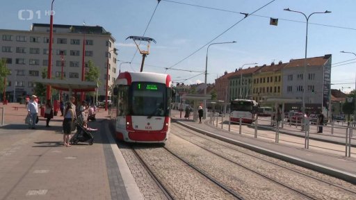 Řidiči MHD si nesmějí pouštět hudbu