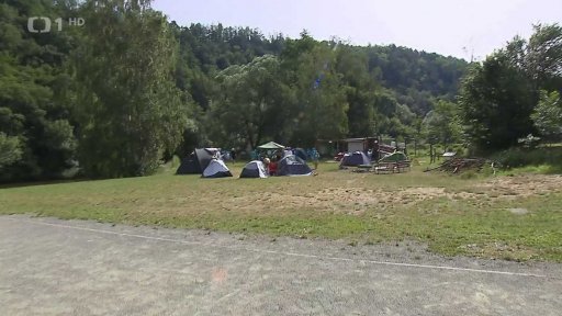 Přečkání bouřky v kempu