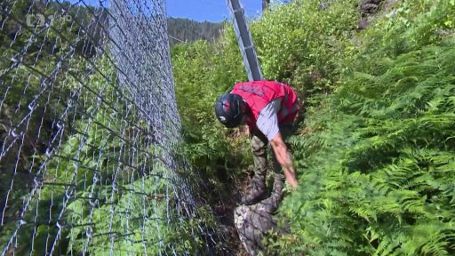 Oprava záchytného plotu nad Hřenskem