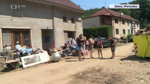 Následky bleskových povodní